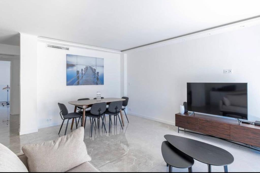 Appartement Centre Cannes Avec Parking Prive Gratuit Sur Place Exterior photo